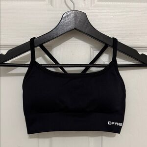 Dfyne Black Women's strappy back Sports Bra